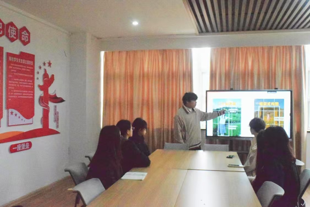 1  吴智鑫讲解宣传片拍摄技巧2