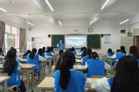 财经与物流管理学院在“一站式”学生社区开展”“青春红剧场”系列活动