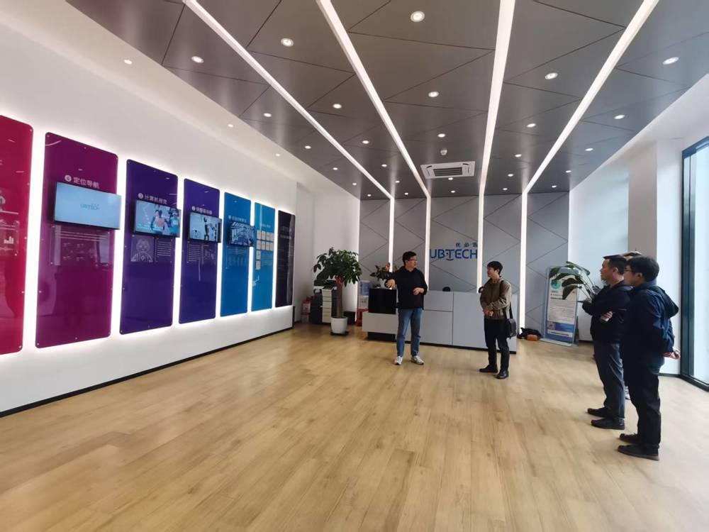 微信图片_20251028191035_215_128