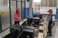 电子信息工程学院开展“爱我班级，从我做起”清洁主题活动