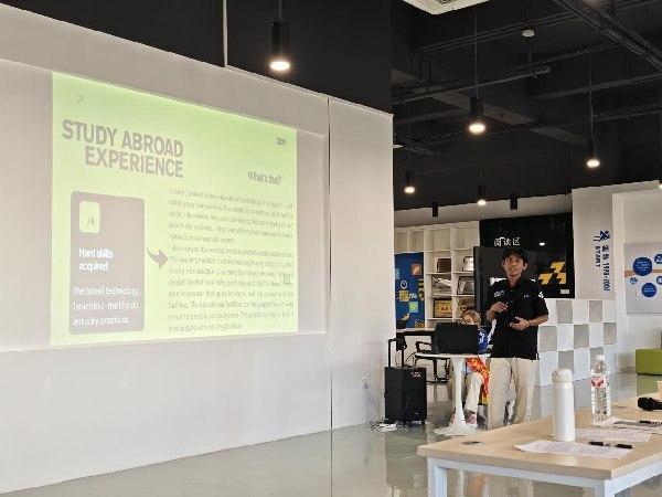 e484e53b08203d213e8830ea3e2d8cc5