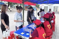 校青年志愿服务总队开展“防范诈骗擦亮眼，全民参与筑安全”反诈宣传活动