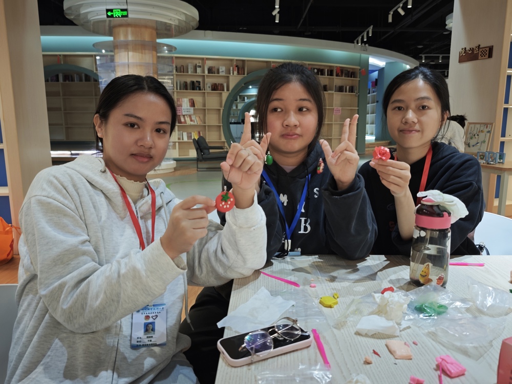 6925E909AAD5A9E312153E9B2D1D6B0C