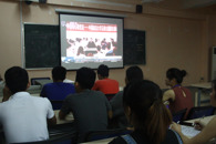 校团委组织部分团员学习习近平总书记讲话精神