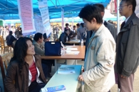 魅力柳职铸英才，八方伯乐多青睐——柳州市2011届高校毕业生供需见面会暨柳州职业技术学院专场招聘会隆重举行
