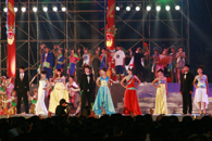 艺术设计系服装表演队为融水苗族芦笙斗马节开幕式晚会倾情献艺