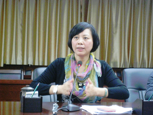 鞠红霞处长发言