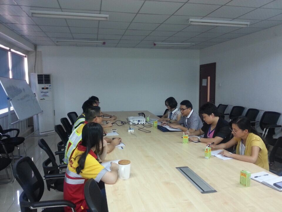 学院林若森副院长一行与敦豪物流（北京）有限公司柳州分公司管理层洽谈