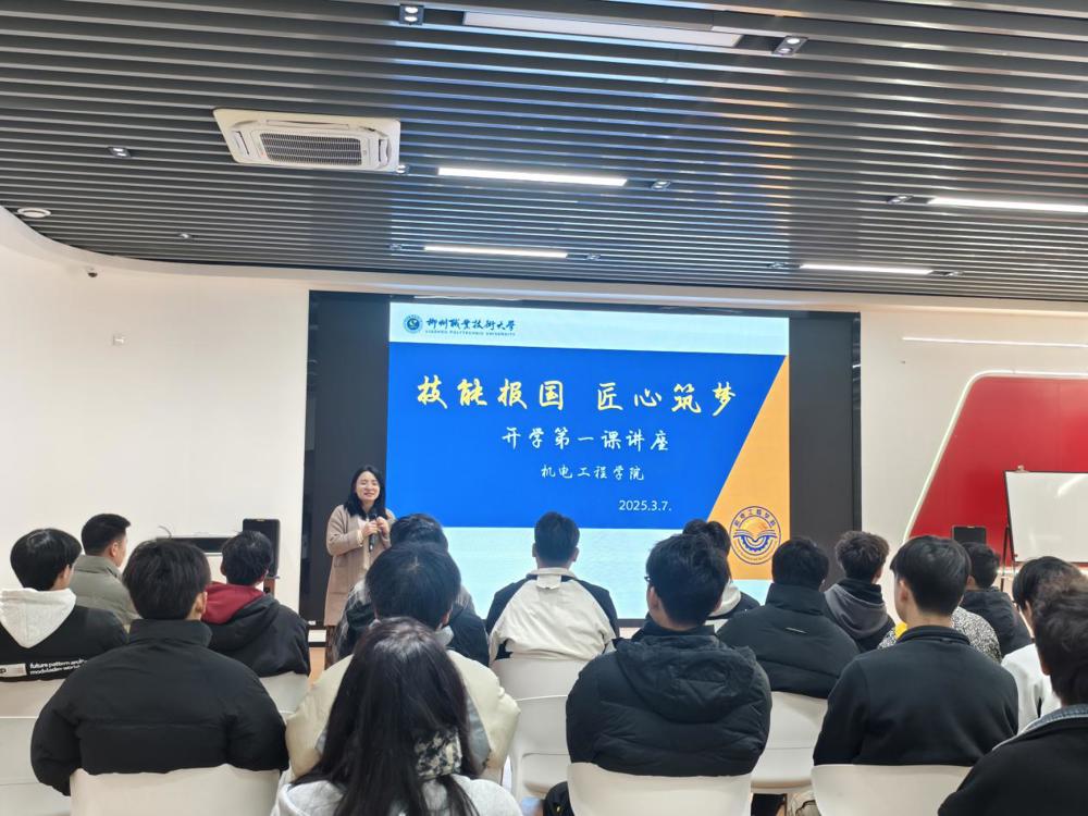 cbf444a08e7ff414e6a090ae252a118