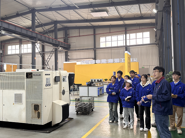 “党建联建活动“进车间