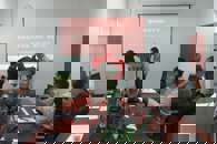 我校与耐世特汽车系统（柳州）有限公司举行校企合作签约暨实习基地揭牌仪式