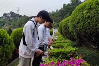 【我们的节日·精神的家园】机电学院党总支学生一支部开展清明节祭奠革命先烈主题党日活动