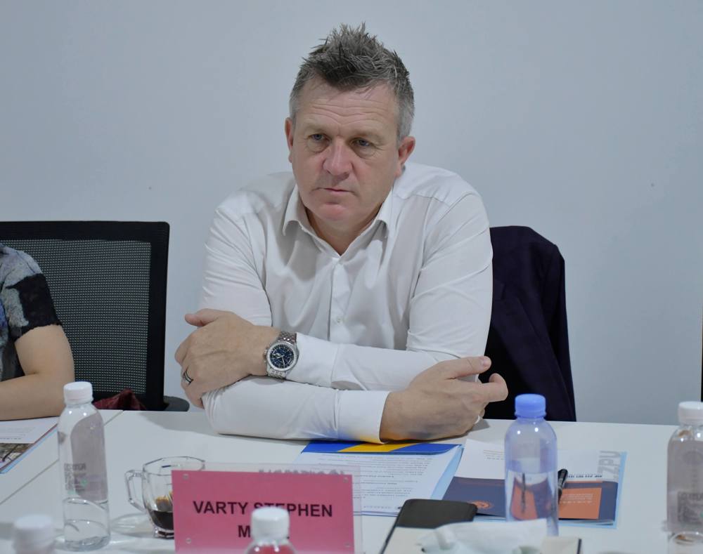 retouch_2025061213353768_副本