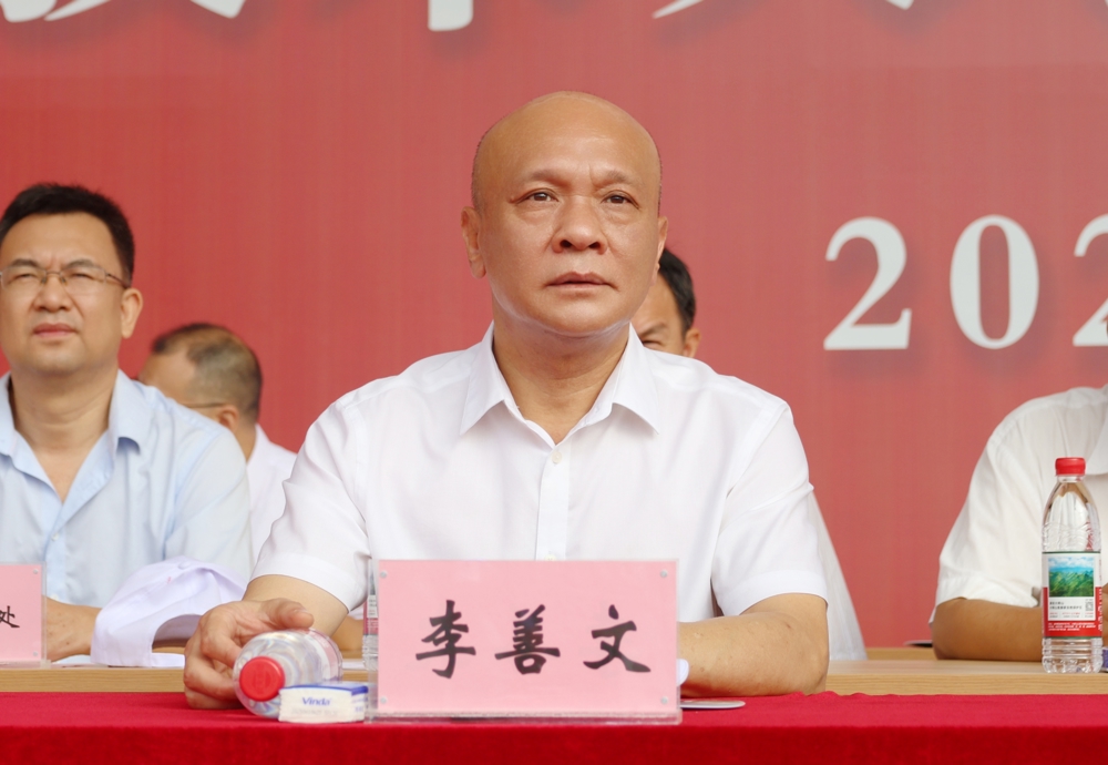 retouch_2025062810353834