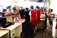 柳职院华育中航学院学子赴柳州机场实习