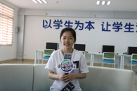 大学生记者开展采访毕业生活动