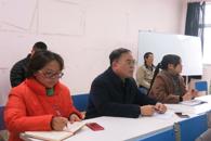 校领导到思政课堂听课