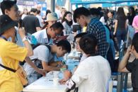 【2018迎新见闻6】00后新生报到人数4221人，再创历史新高