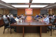 学校召开民主党派人士代表和离退休职工代表座谈会