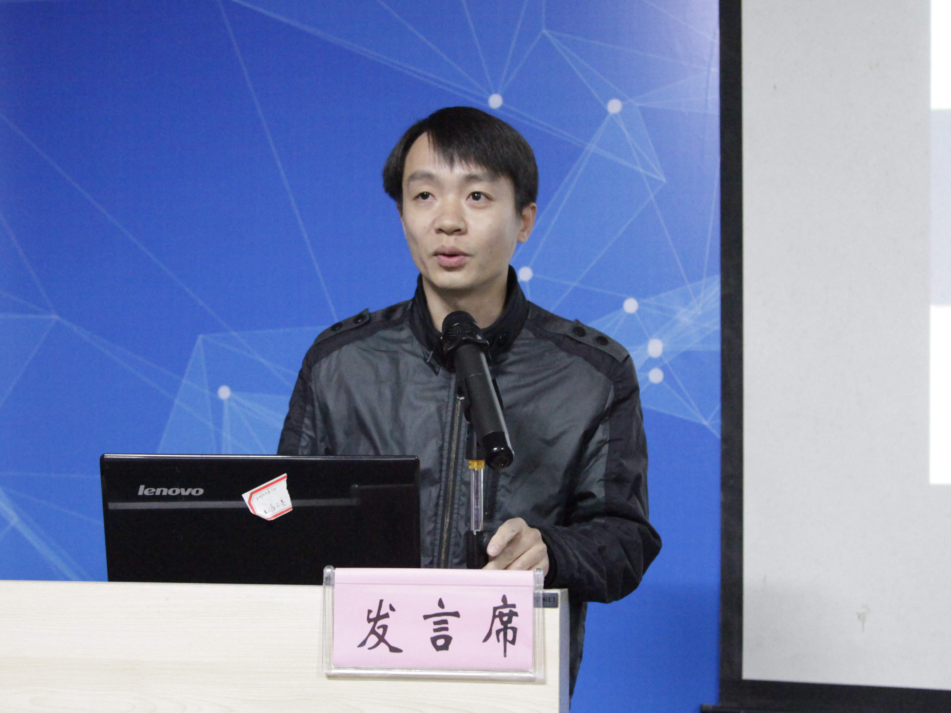 201812071846302619.jpg 201812071846302619.jpg