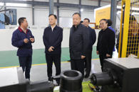 自治区政府副主席黄俊华莅临我校调研   