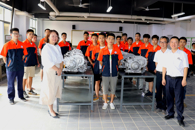 上汽汽车变速器有限公司柳东分公司向我校捐赠教学设备