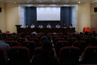 学校召开干部大会