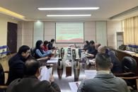 学校举行党委理论学习中心组学习会