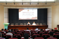 我校召开党委理论学习中心组（扩大）学习会