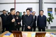 自治区人大常委会副主任、党组副书记，柳州市委书记张晓钦深入我校调研