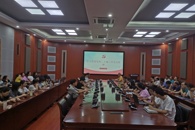 财经与物流管理学院召开政治理论学习会