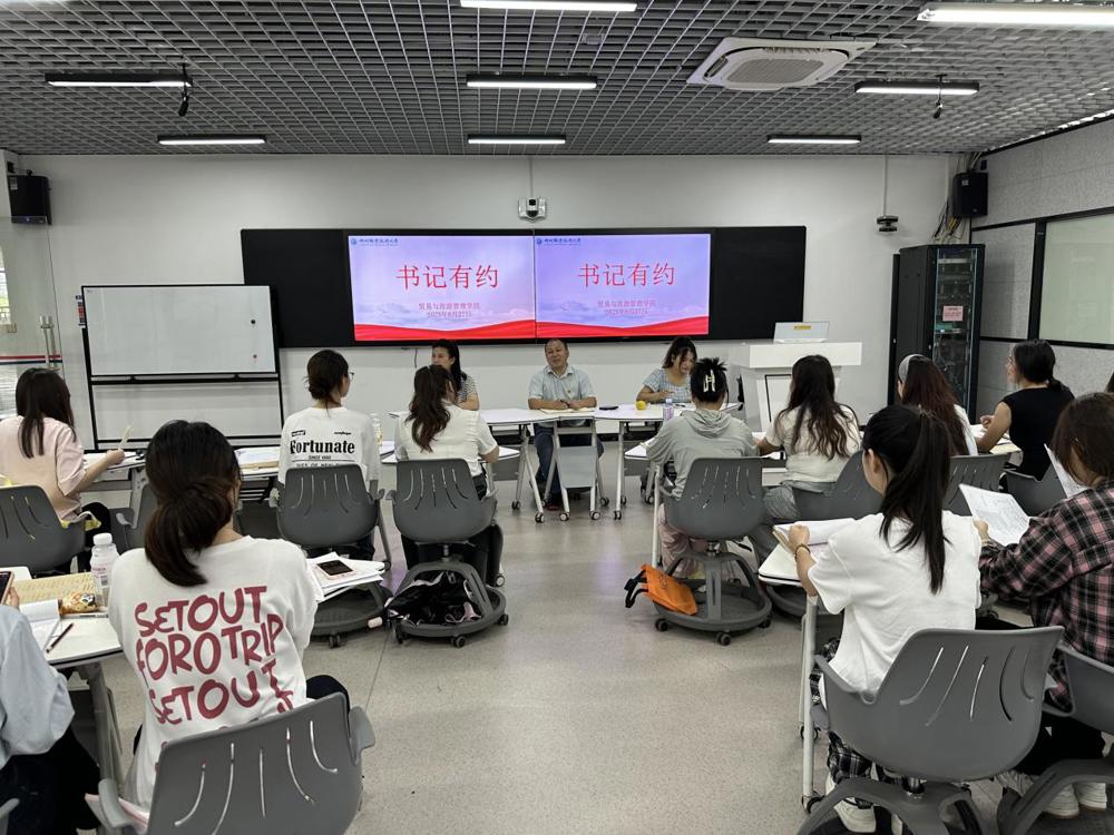 f52cebeb61f5911d157d90bb95deaf4