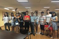 贸易与旅游管理学院送螺蛳粉慰问在外实习生