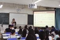 贸易与旅游管理学院开展新生党的知识启蒙教育活动