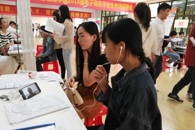 贸易与旅游管理学院首试专场招聘会受欢迎