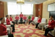 我校学生服务2018全国“两会”备受好评