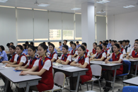 贸易与旅游管理学院空乘专业师生赴广西警察学院参加安检证考试培训