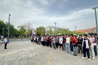 汽车工程学院首届五·四“青春杯”篮球赛热血开赛