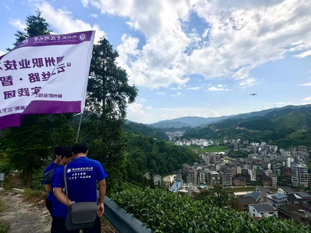 a2e90d0bd48718d4b3907d5c57dfe64