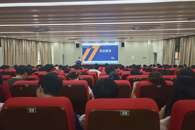 筑牢安全防线——汽车工程学院开展安全教育主题班会