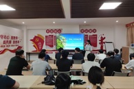 普法入心，规范随行——汽车工程学院开展法律知识与学生手册解读主题班会