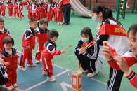 “星火?先锋行”党员志愿服务队到柳机心园幼儿园开展志愿服务活动