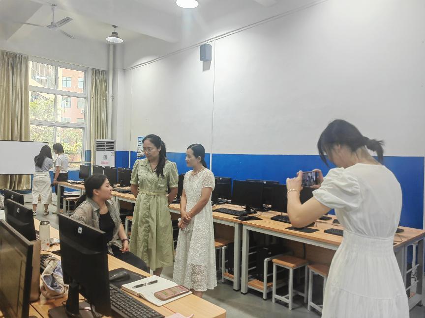 31a1603751256d789bb3063fbcf92f4