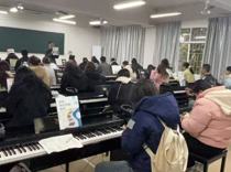 艺术学院开展“学风、安全两手抓，上好开学第一课”主题早读活动