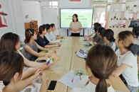 艺术学院开展“五育润心 向光而行”主题学生心理健康座谈会