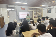 艺术学院成功举办“资助相伴同成长，强国路上共逐光”优秀学生典型事迹分享会