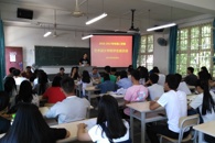 艺术设计学院召开2016-2017学年下学期学生座谈会