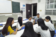 艺术设计学院组织学生党员观看《榜样》专题节目