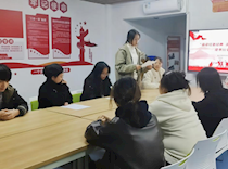 艺术学院学生党支部开展“品读红色经典 汲取奋斗力量”读书分享活动